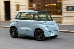 Citroen Ami Cargo driving on the road