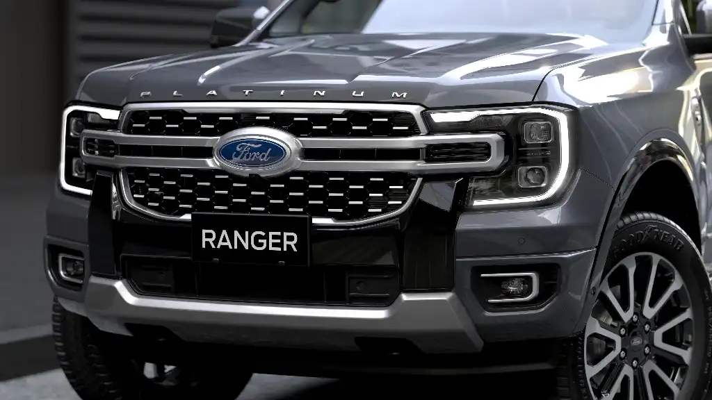 Ford Ranger Platinum front grilled