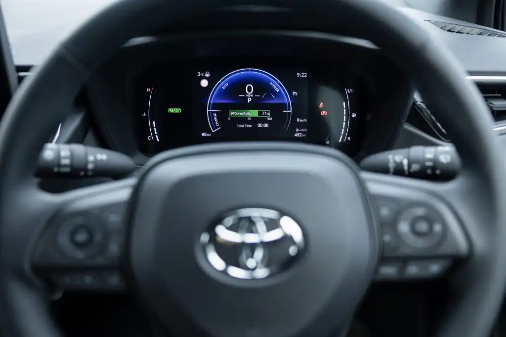 New cockpit dials for Corolla Commercial