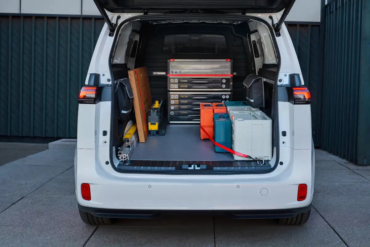 41% of tradesmen keep tools in their vans overnight