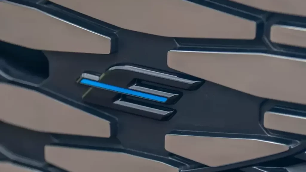 Ford E-Transt Custom charging range battery