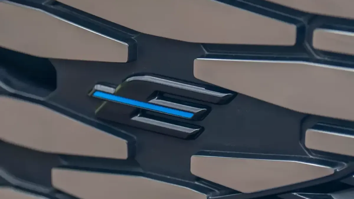 Ford E-Transt Custom charging range battery