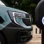 Renault Master e-tech on charge
