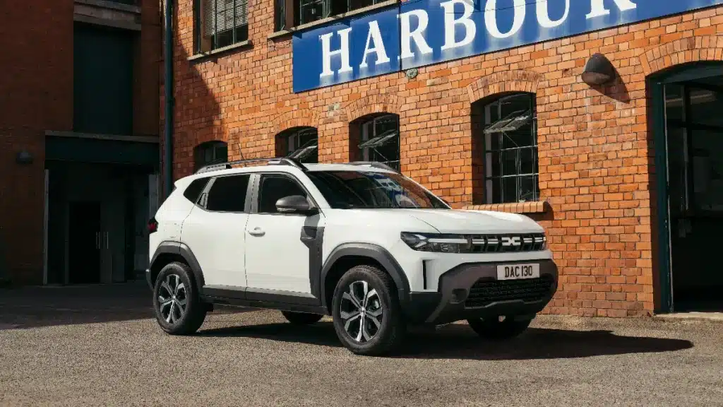 Dacia Duster Cargo in white