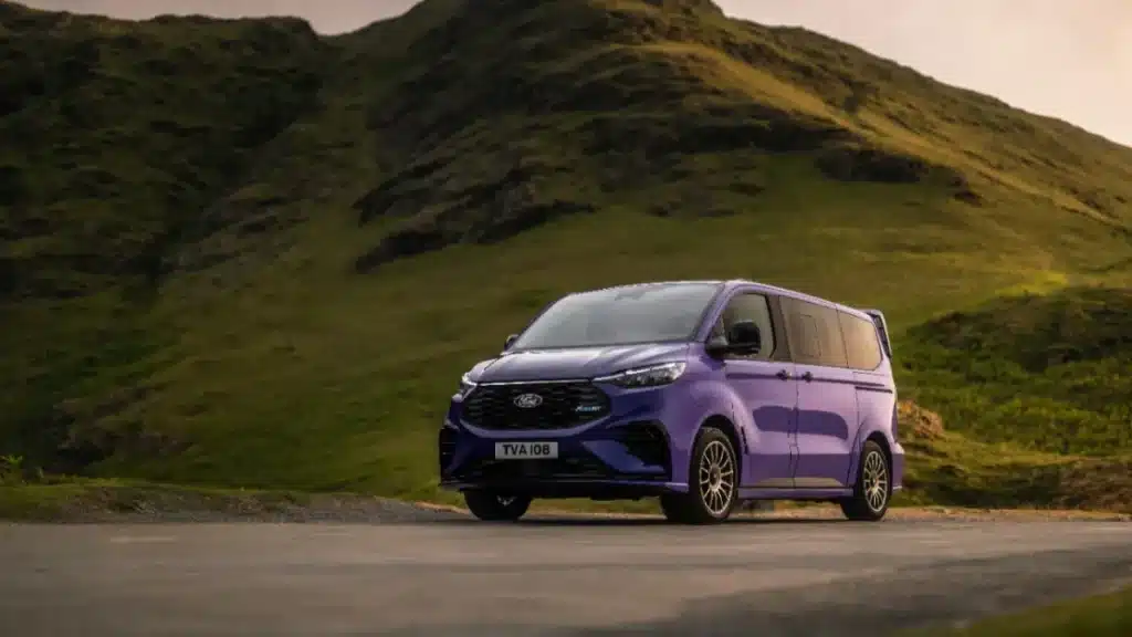 Ford E-Tourneo MS-RT PHEV