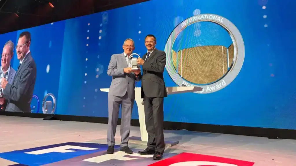 Jarlath Sweeney , Chris Rushton, Ford