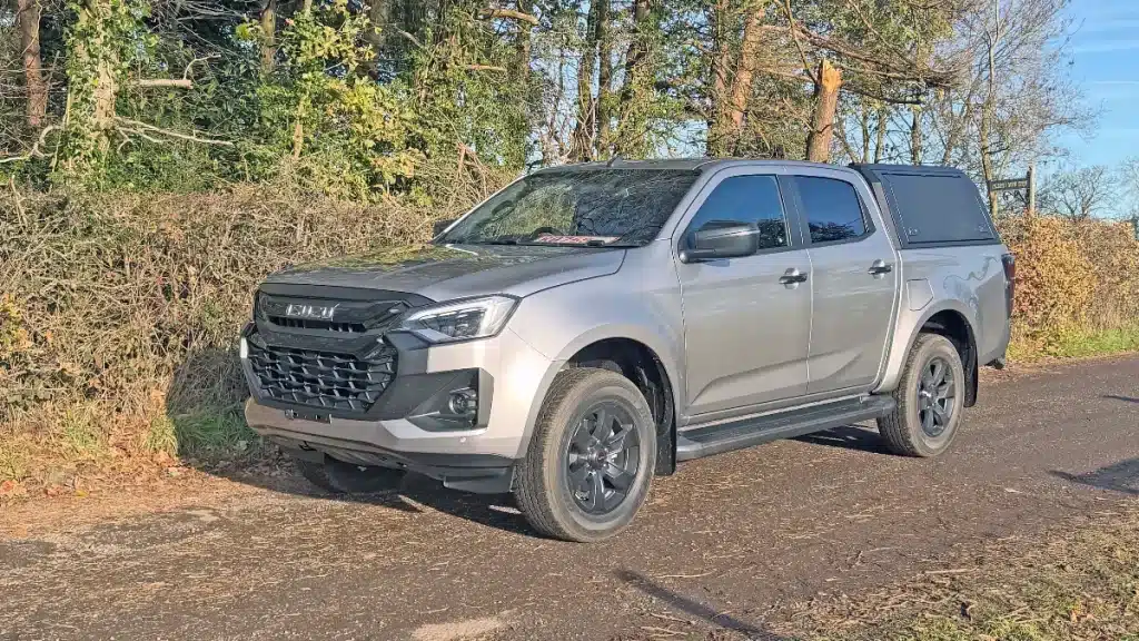 Isuzu D-Max V-Cross Commercial