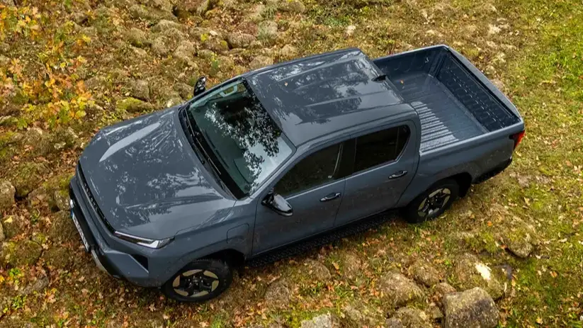 Toyota Hilux BEV dimensions