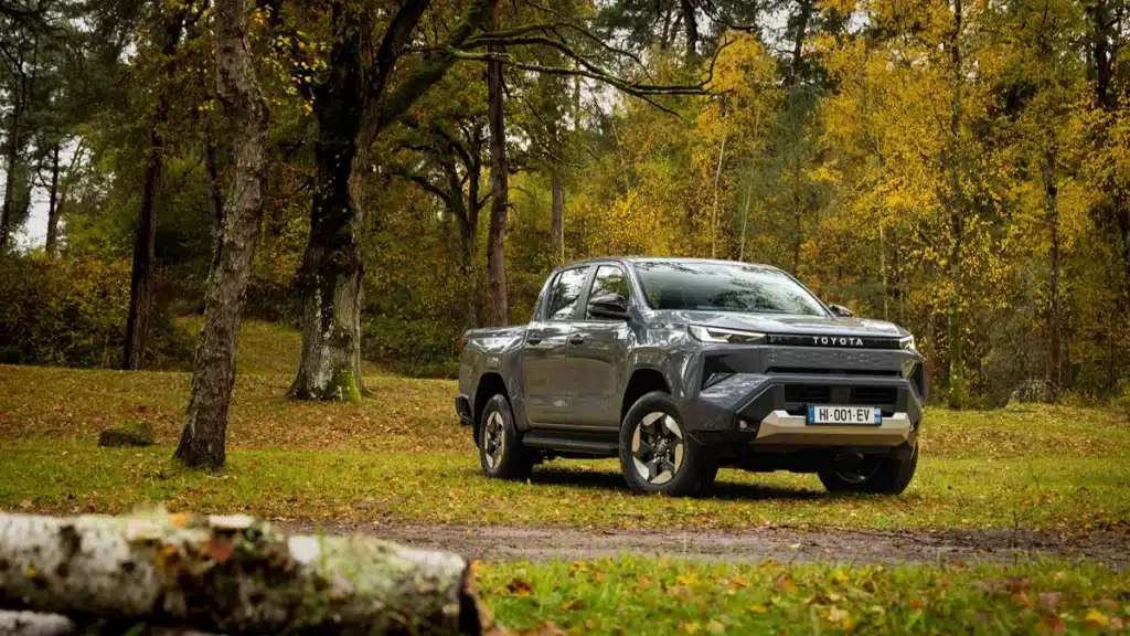 Toyota hilux BEV electric pick-up truck front