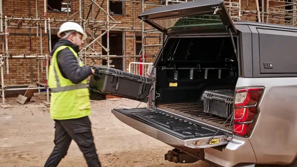 Isuzu D-Max V-Cross Commercial with workman loading