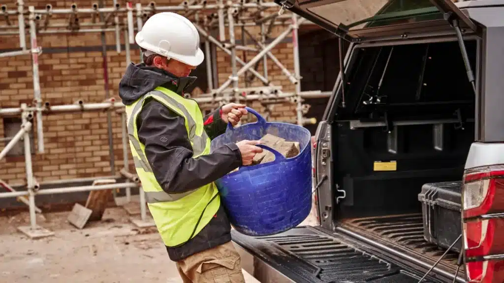 Isuzu D-Max V-Cross Commercial with builder loading