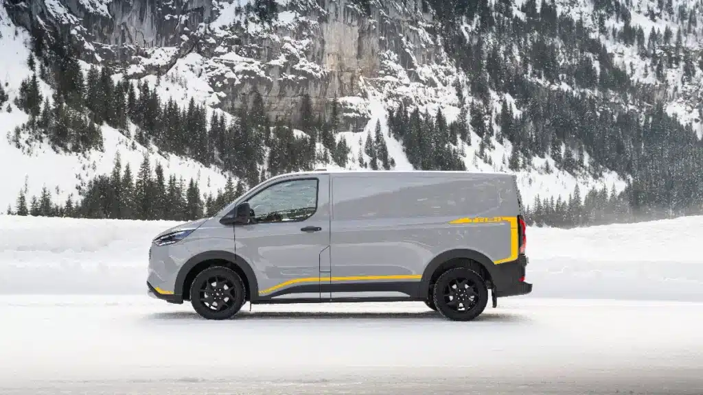 Ford E-Transit Custom side view length