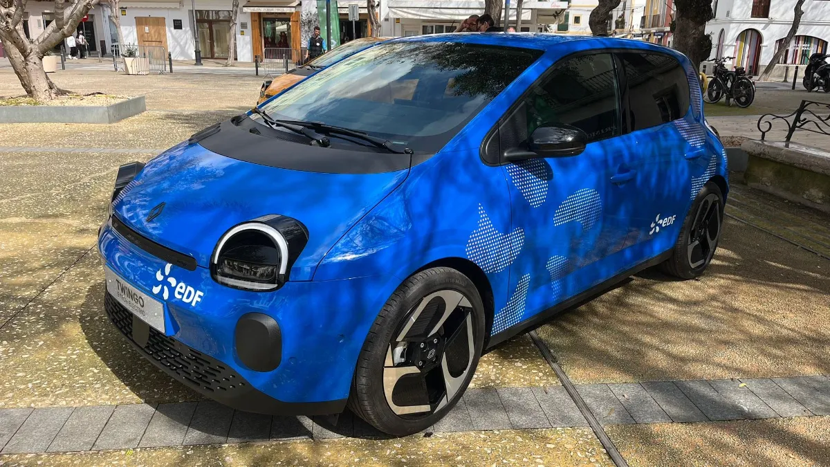 Renault Twingo Cargo commercial van