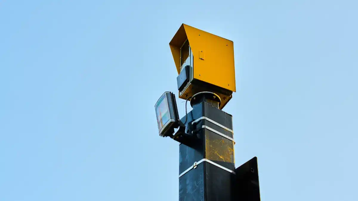 4D radar speed camera in London