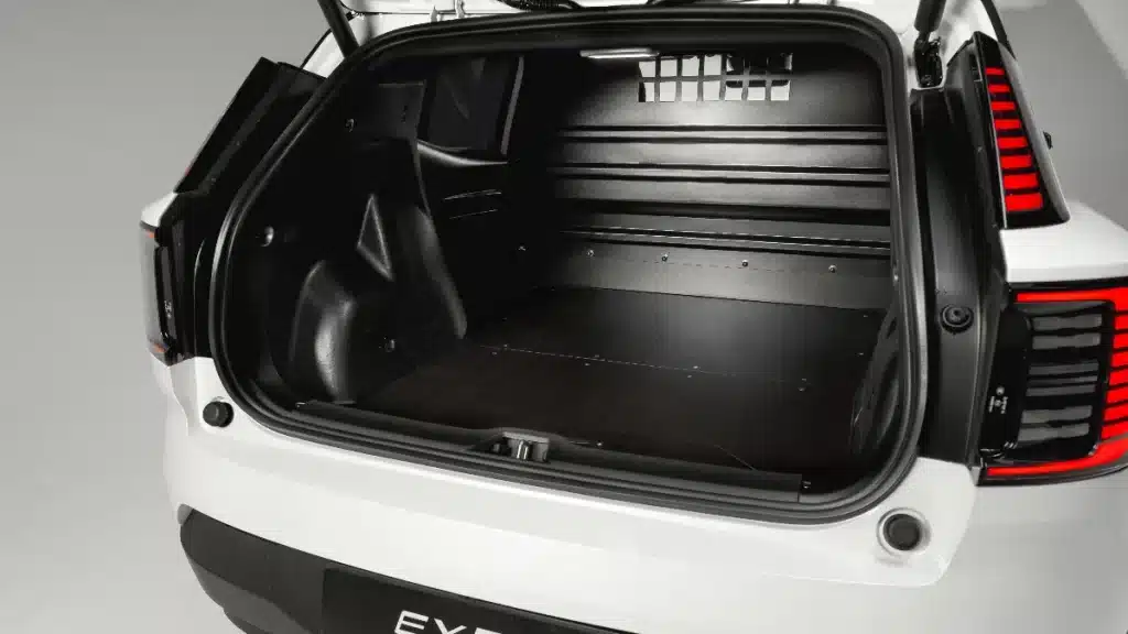 Volvo EX30 Cargo loadspace