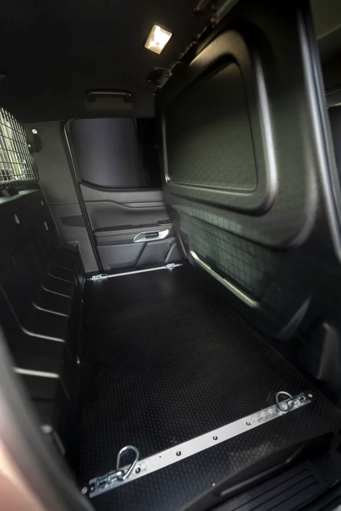 Ranger 2-Seat commerical loadspace