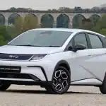 BYD DOLPHIN Cargo e-Van front three