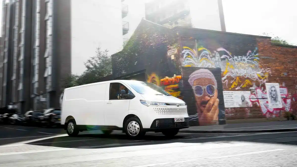 Maxus Deliver 7 van