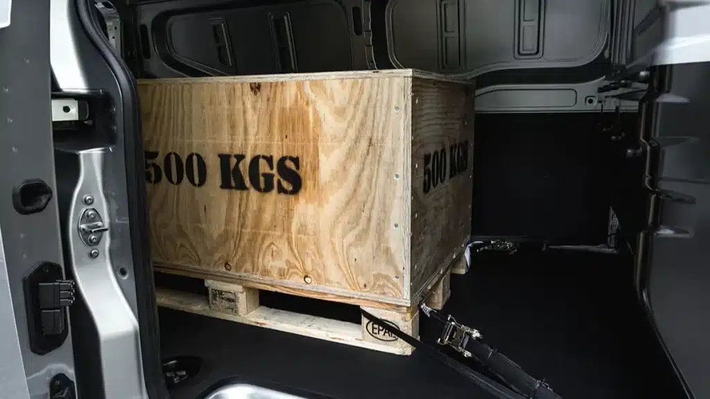500kg box in rear loadspace
